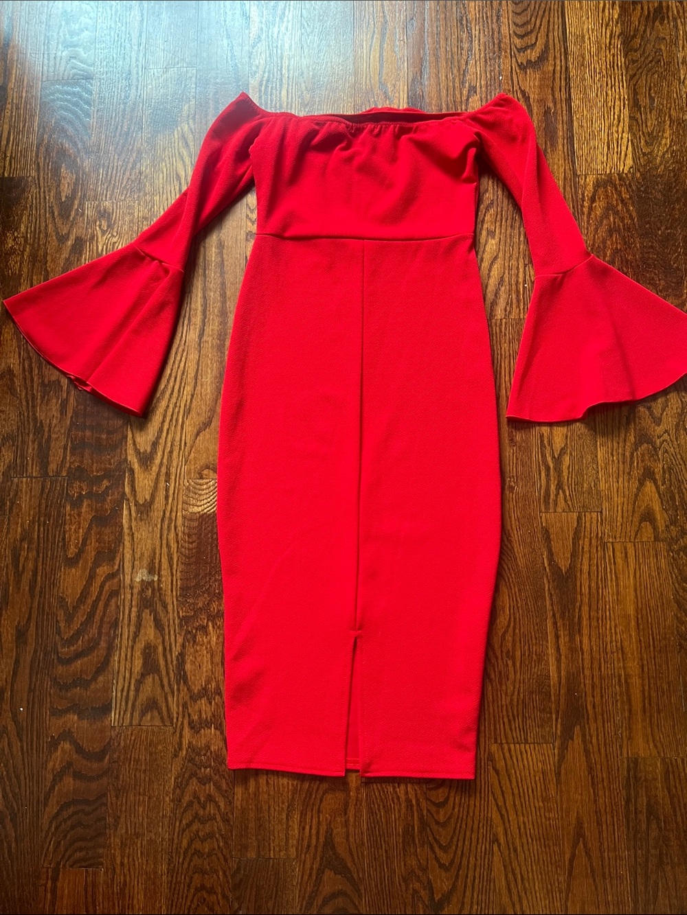 Off-Shoulder Red Bell-Sleeve Bodycon Dress - Picture 3 of 4